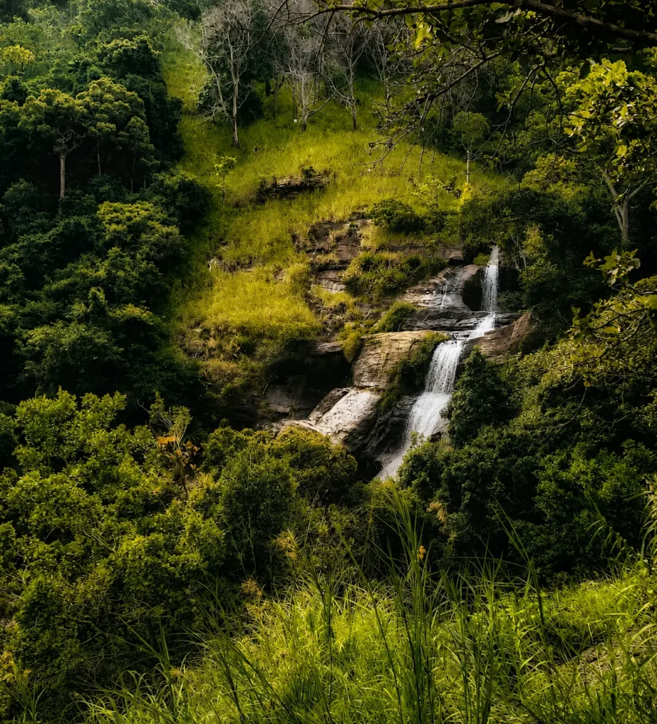 upper diyaluma falls