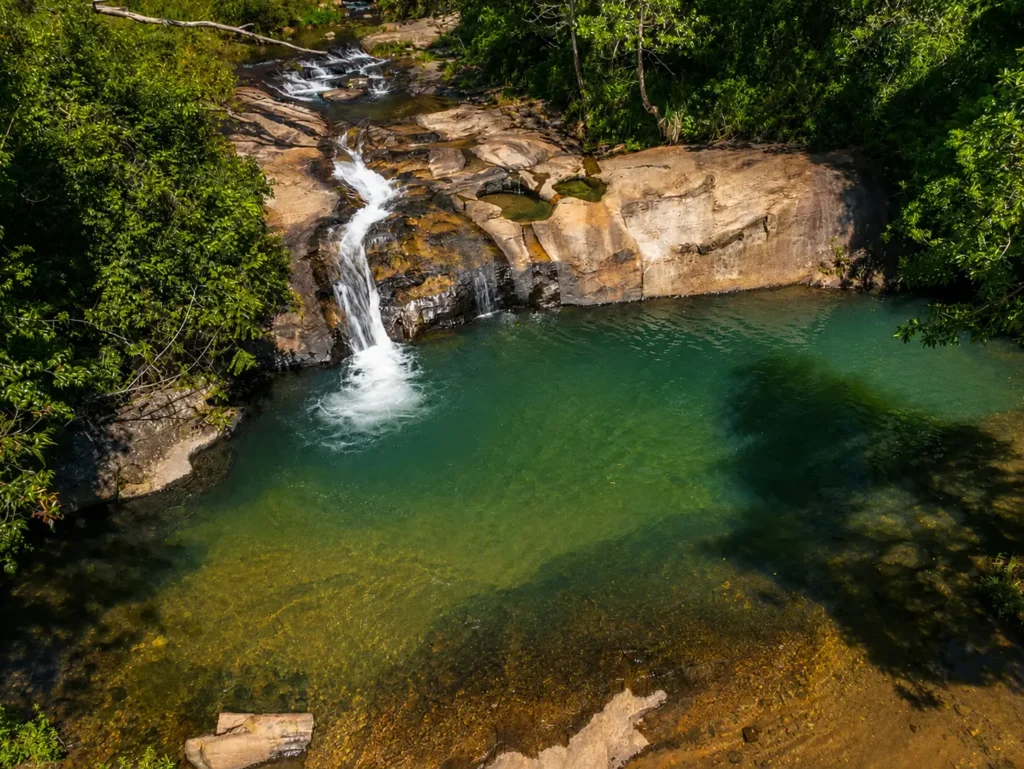 Upper Diyaluma waterfall